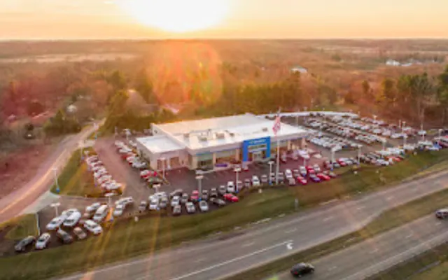 Photo of Chesrown Chevrolet Buick GMC Service Center, an auto repair shop in Delaware, OH