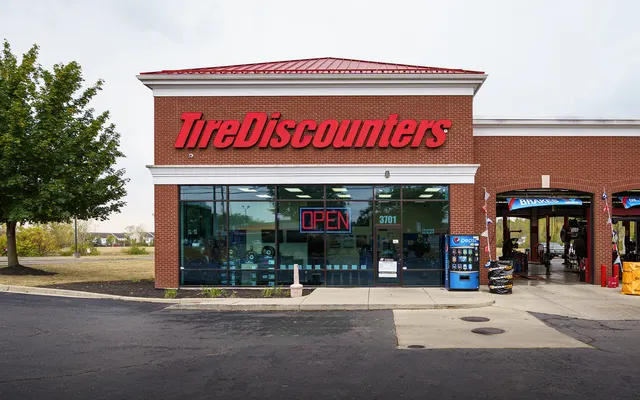 Photo of Tire Discounters, an auto repair shop in Groveport, OH