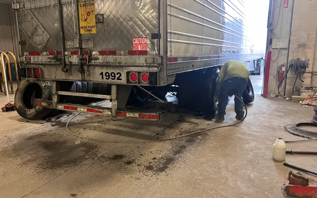 Photo of Best-One Fleet Services Commercial Truck Tire and Service Center, an auto repair shop in Bellaire, OH