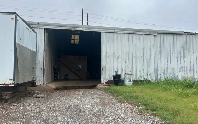 Photo of Dan's day & night services, an auto repair shop in Elk City, OK