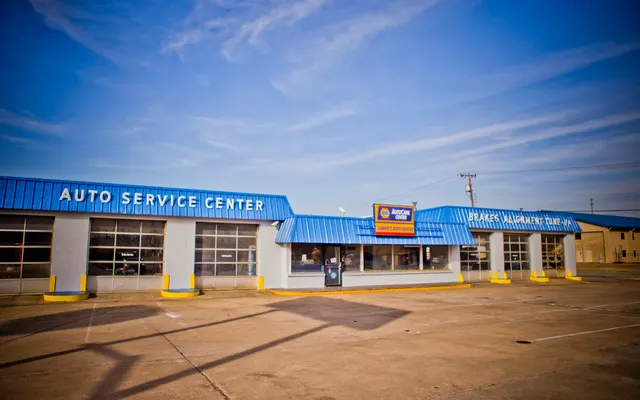 Photo of Lonnie's Auto, an auto repair shop in Oklahoma City, OK
