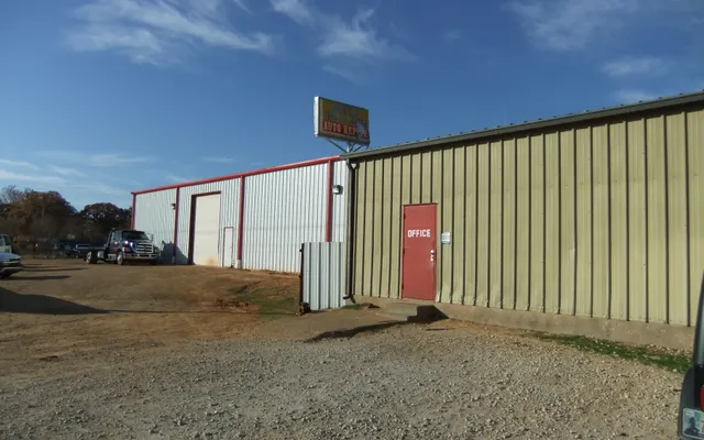 Photo of Mike's Service Center, Inc., an auto repair shop in Durant, OK