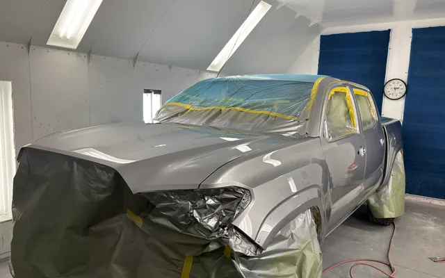 Photo of Navarro's Auto Body, an auto repair shop in Eugene, OR