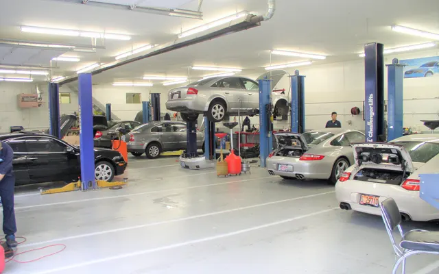 Photo of Steve's Imports, an auto repair shop in Portland, OR