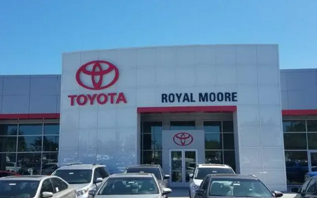 Photo of Toyota Service - Royal Moore Toyota, an auto repair shop in Hillsboro, OR