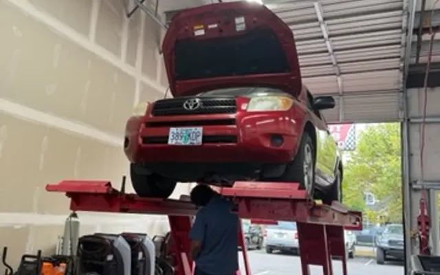 Photo of G and D Automotive, an auto repair shop in Hillsboro, OR