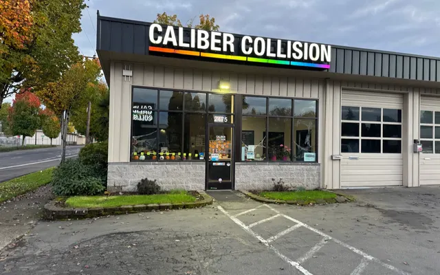 Photo of Caliber Collision, an auto repair shop in Salem, OR