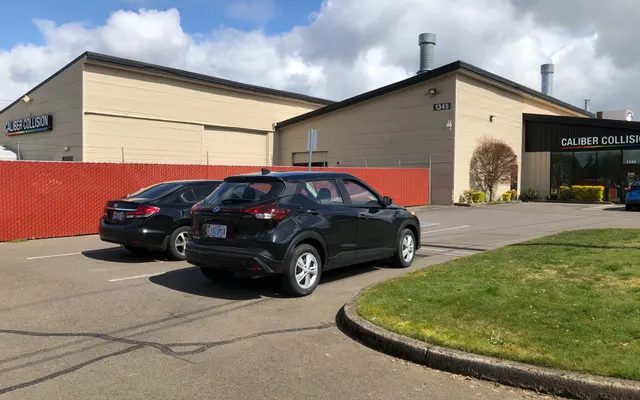 Photo of Caliber Collision, an auto repair shop in Salem, OR