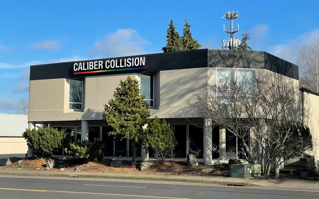 Photo of Caliber Collision, an auto repair shop in Keizer, OR