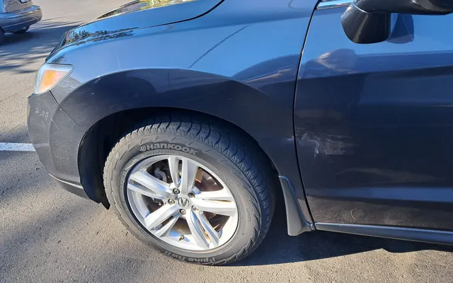 Photo of Caliber Collision, an auto repair shop in Lake Oswego, OR