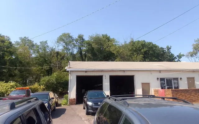 Photo of Dominican car service, an auto repair shop in Scranton, PA