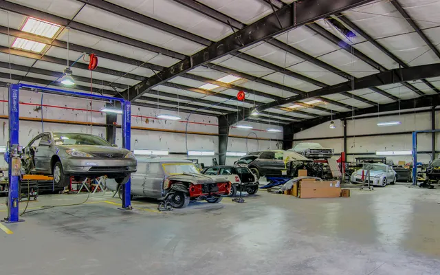 Photo of Caliber Collision, an auto repair shop in Pawleys Island, SC