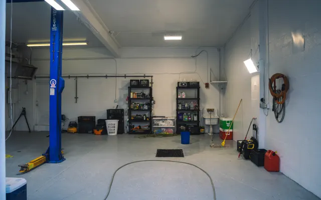 Photo of Guerra's Detailing & Auto Care, an auto repair shop in Columbia, TN