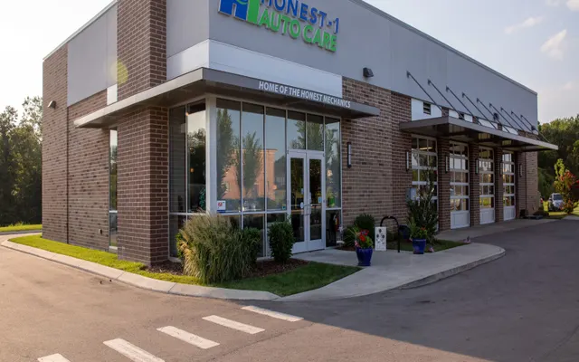 Photo of Honest-1 Auto Care Spring Hill, an auto repair shop in Spring Hill, TN