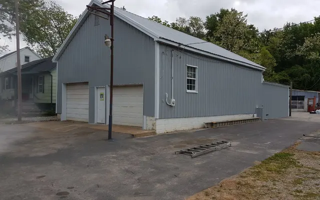 Photo of Selby's Repair and Auto Body, an auto repair shop in Crossville, TN