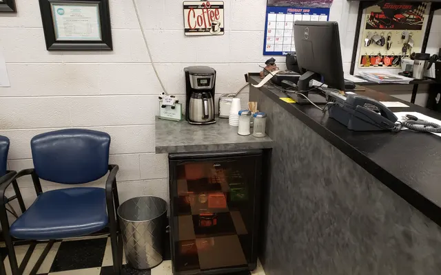 Photo of B & M Automotive & Diesel Service, an auto repair shop in Knoxville, TN