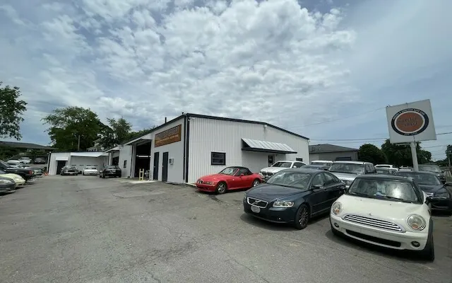 Photo of Wursters Garage | Foreign & Domestic Auto Care, an auto repair shop in Franklin, TN