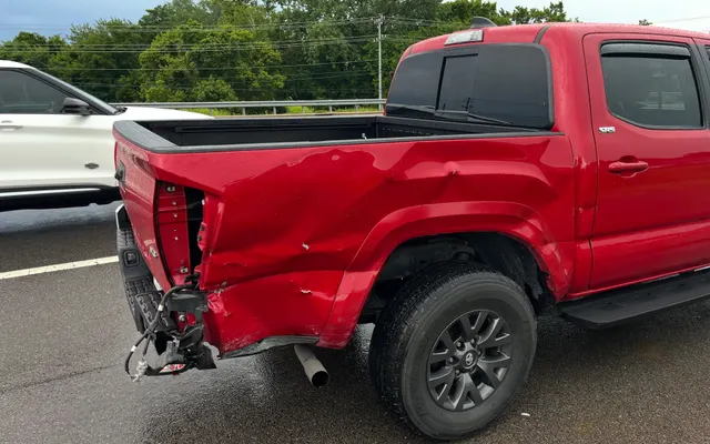 Photo of Caliber Collision, an auto repair shop in Clarksville, TN