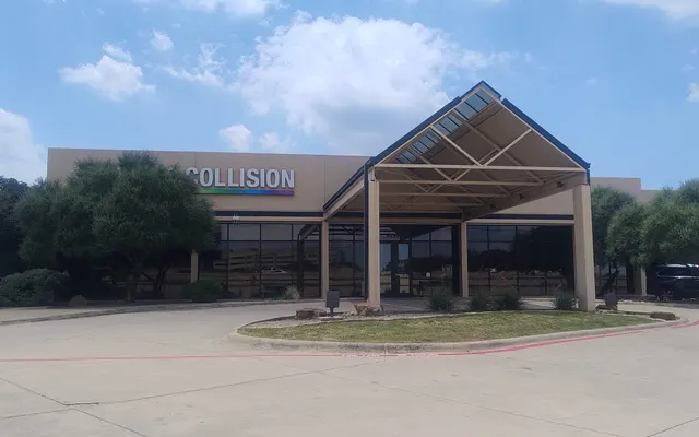 Photo of Caliber Collision, an auto repair shop in Grapevine, TX