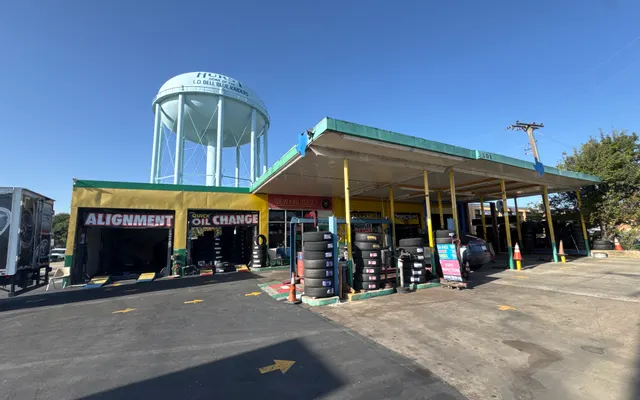 Photo of D & W Tires, alignment, oil change, mechanic , State Inspection, an auto repair shop in Hurst, TX