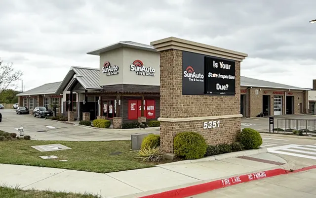Photo of Sun Auto Tire & Service, an auto repair shop in Arlington, TX