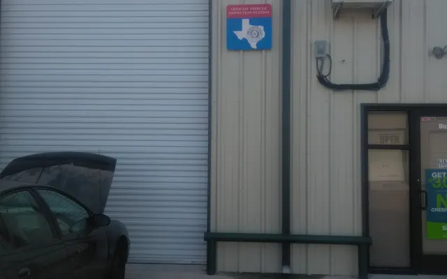 Photo of Glen's mobile Auto Repair Services, an auto repair shop in Houston, TX