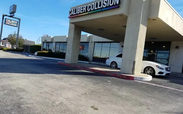 Photo of Caliber Collision, an auto repair shop in Dallas, TX