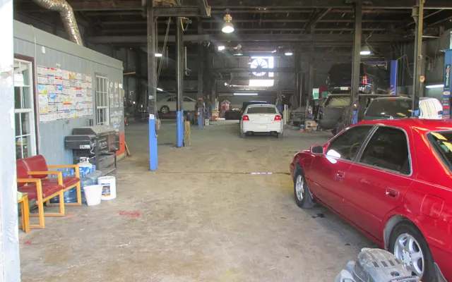 Photo of Sovereign Service Center, an auto repair shop in Dallas, TX