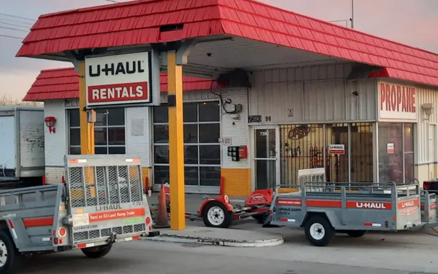 Photo of Hunter Automotive Service U-Haul Rentals, an auto repair shop in El Paso, TX