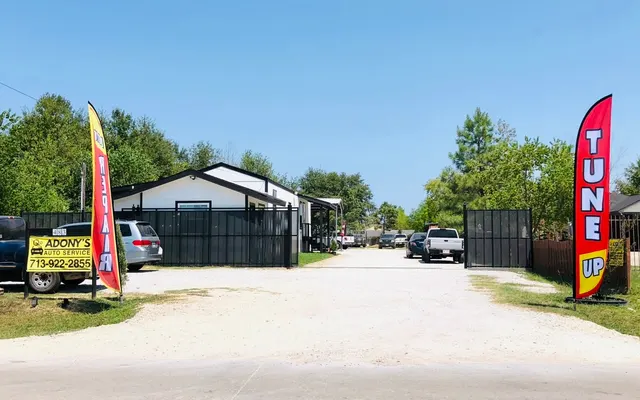 Photo of ADONY'S AUTO SERVICIO, an auto repair shop in Cleveland, TX