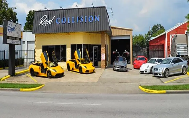 Photo of Royal Collision Auto Paint & Body Shop, an auto repair shop in Houston, TX