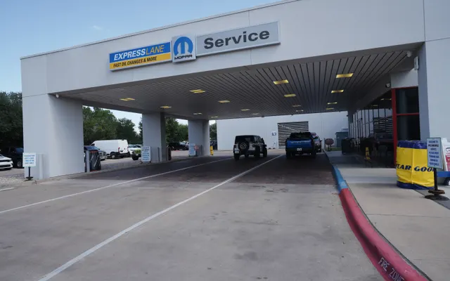 Photo of Nyle Maxwell CDJR of Austin Service, an auto repair shop in Austin, TX