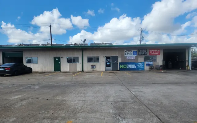 Photo of Amazing mechanic and tires shop, an auto repair shop in Houston, TX