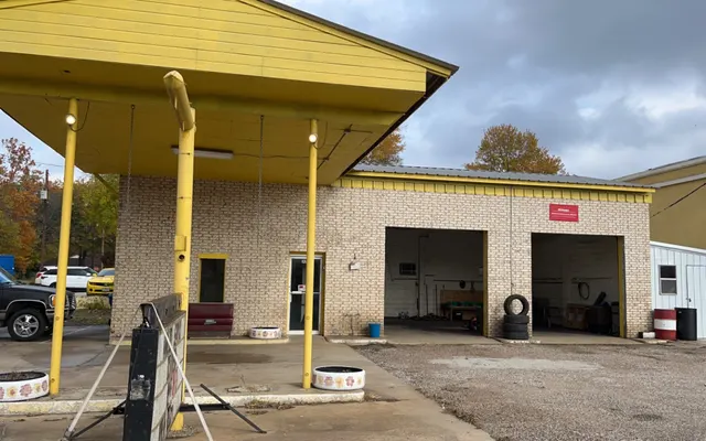 Photo of Mineola service center and brake repair, an auto repair shop in Mineola, TX