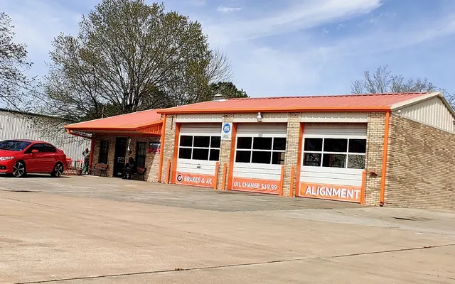 Photo of Piston Lube & Automotive, an auto repair shop in Friendswood, TX