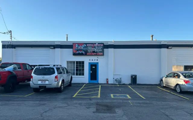 Photo of Los Martinez Cars & Trucks, an auto repair shop in West Valley City, UT