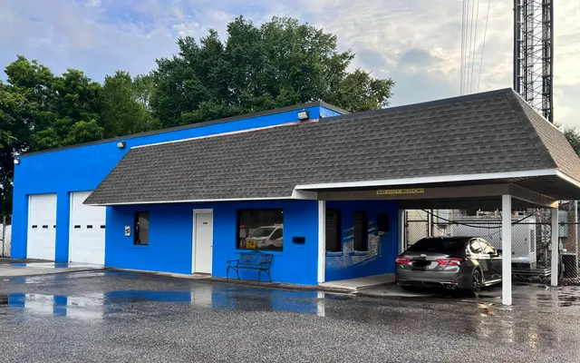 Photo of Muñoz Auto Services, an auto repair shop in Chesapeake, VA