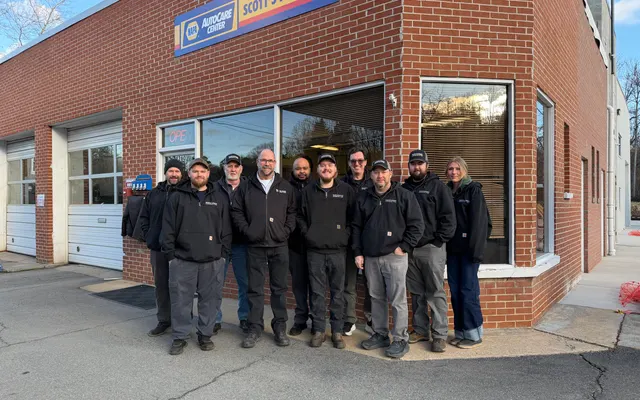 Photo of Scott's Ivy Exxon Automotive & Tire, an auto repair shop in Charlottesville, VA