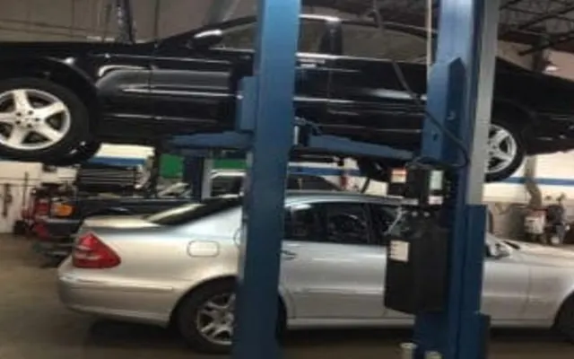 Photo of Silver Star Motors Mercedes-Benz Specialists, an auto repair shop in Vienna, VA
