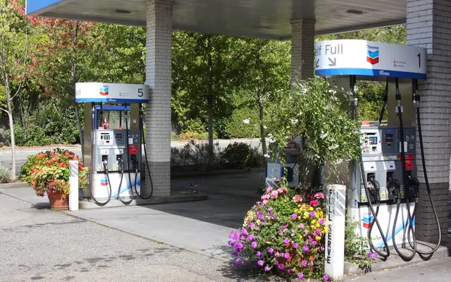 Photo of Medina Chevron, an auto repair shop in Medina, WA
