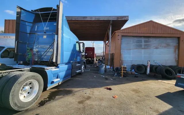 Photo of ISB TRUCK REPAIR LLC, an auto repair shop in Kent, WA