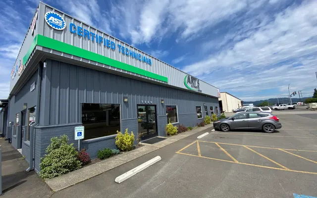 Photo of Art's Automotive, an auto repair shop in Longview, WA