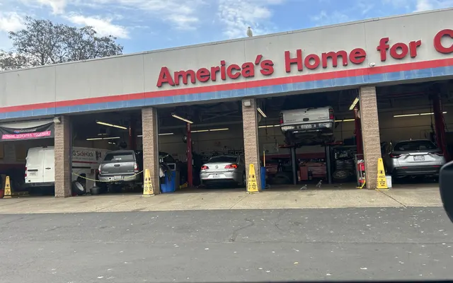 Photo of Firestone Complete Auto Care, an auto repair shop in Seattle, WA