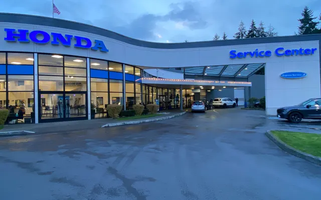 Photo of Lynnwood Honda Service, an auto repair shop in Edmonds, WA
