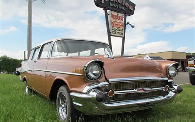 Photo of Jackelen Auto Body & Frame & Mechanical, an auto repair shop in River Falls, WI