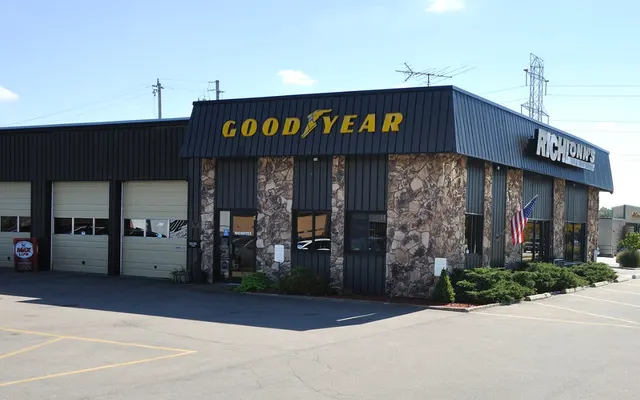 Photo of Richlonn's Tire & Service Center - Greenfield, an auto repair shop in Greenfield, WI