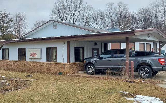 Photo of Dave's Auto Body, an auto repair shop in Berlin, WI