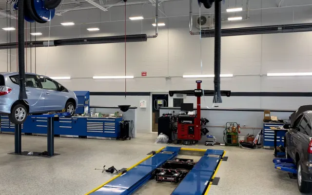 Photo of Dahl Honda Onalaska Service, an auto repair shop in Onalaska, WI