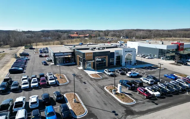 Photo of Russ Darrow Chrysler Dodge Jeep RAM of West Bend Service Center, an auto repair shop in West Bend, WI